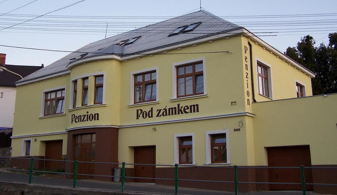 Penzion Pod Zamkem Vizovice Buitenkant foto